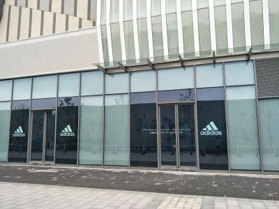常州阿迪達(dá)斯商場中央空調(diào)安裝工程