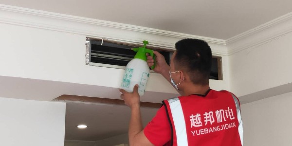 清洗中央空調(diào)風(fēng)口和濾網(wǎng)，誰都可以嗎-上海中央空調(diào)維護(hù)保養(yǎng)